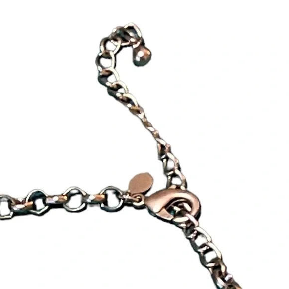 Chico’s gold bib necklace - Picture 3 of 4